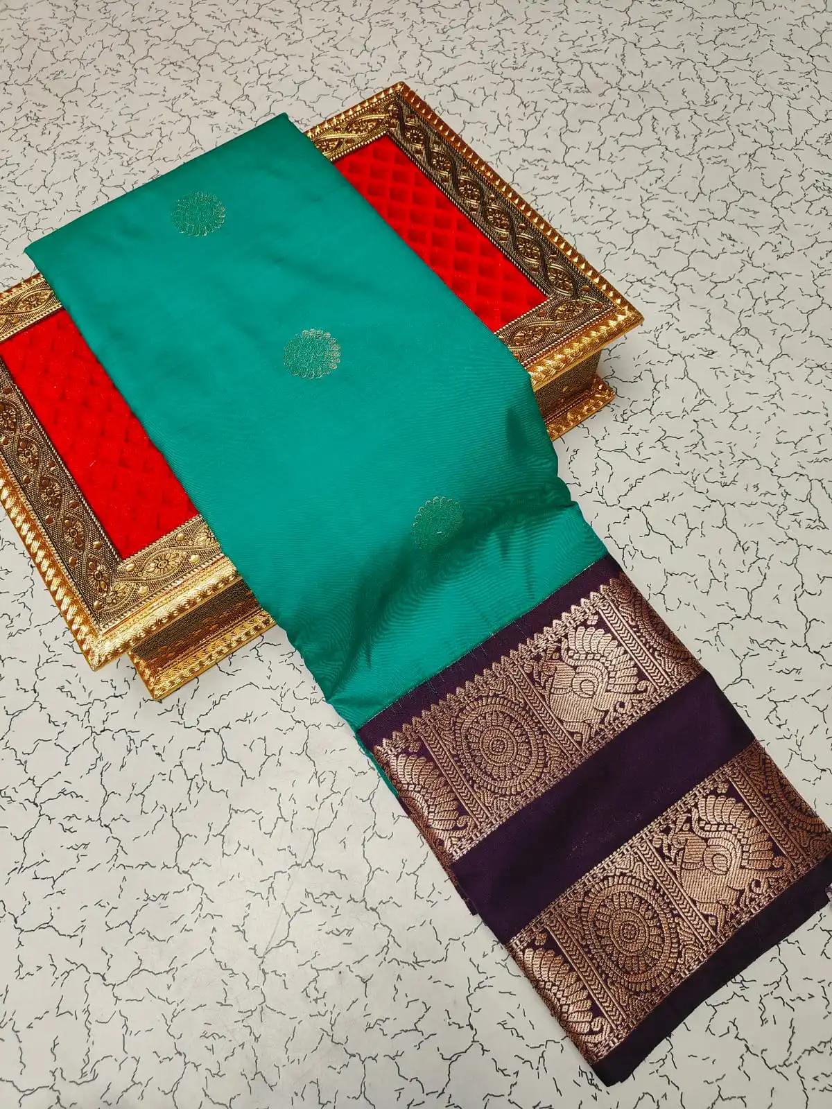 Chakra Floral Butta Semi Kanchipuram Silk Saree
